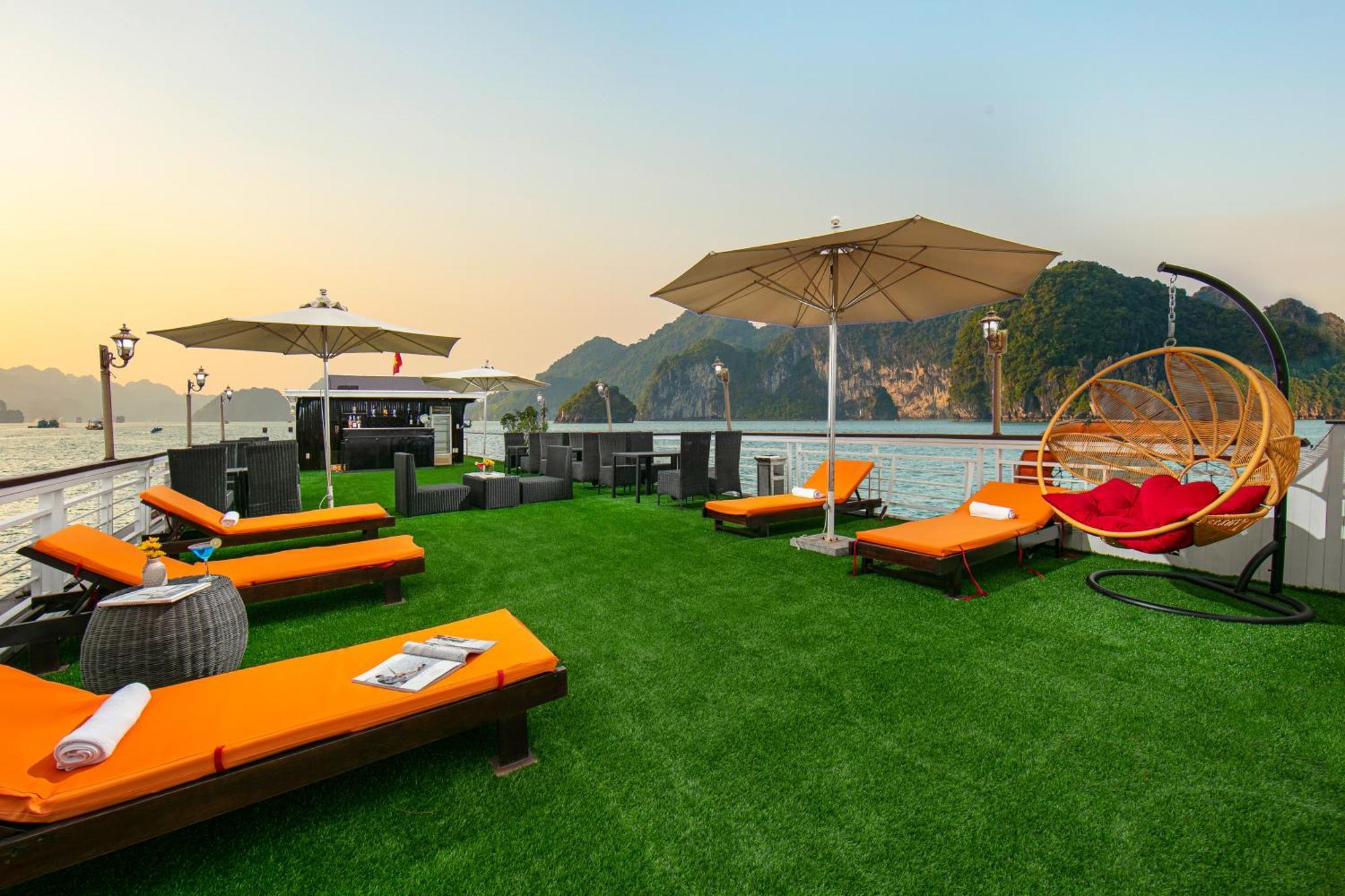 Fantasea Imperial Cruise Otel Ha Long Dış mekan fotoğraf